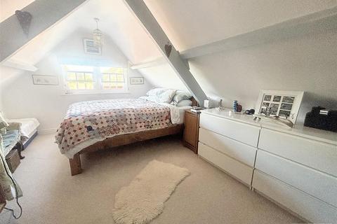 The Old Coach House Bridgehill Garth, Topsham, Exeter, EX3 0ER
