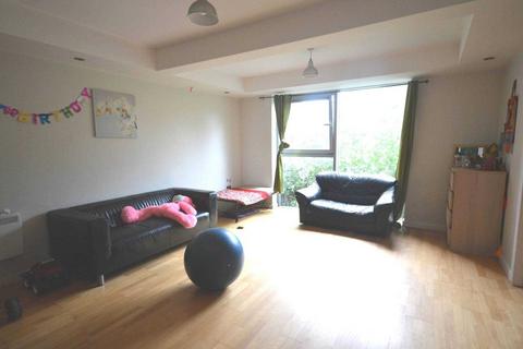 2 bedroom apartment to rent, Hermit Road, Canning Town