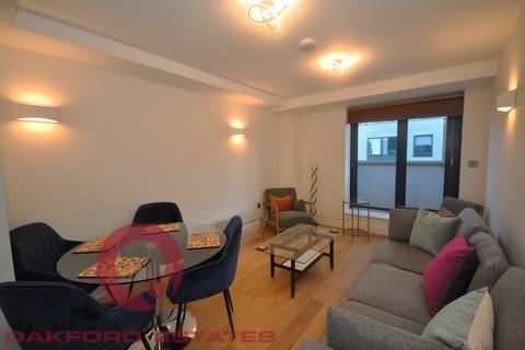3 bedroom apartment to rent, Drummond Street, Euston, London NW1