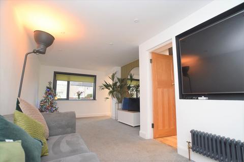12 Mannering Avenue, Dumfries, DG2 0NG