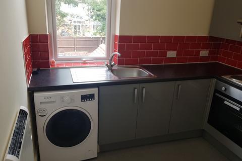 1 bedroom flat to rent, 20 Stoneygate Avenue, Leicester LE2