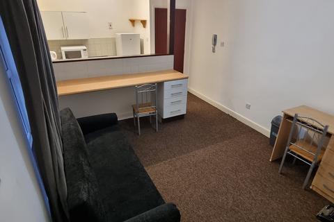 1 bedroom flat to rent, 85 Clarendon Park Road, Leicester LE2