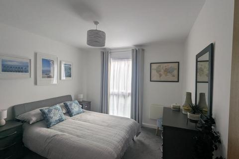 1 bedroom flat to rent, Marina Villas, Trawler Road, Swansea. SA1 1FZ