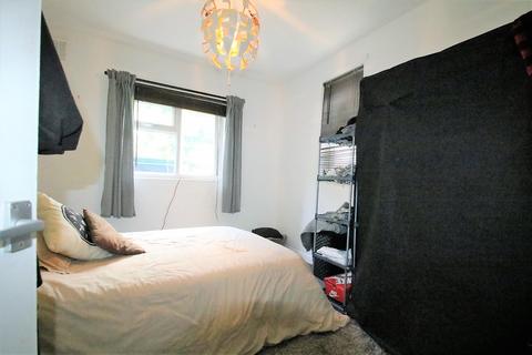 1 bedroom apartment to rent, Holmesdale Road , South Norwood