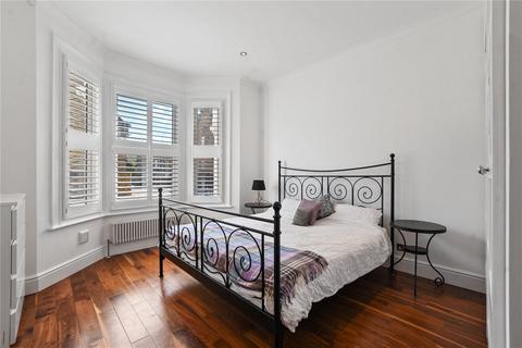 2 bedroom flat to rent, Dawes Road, London
