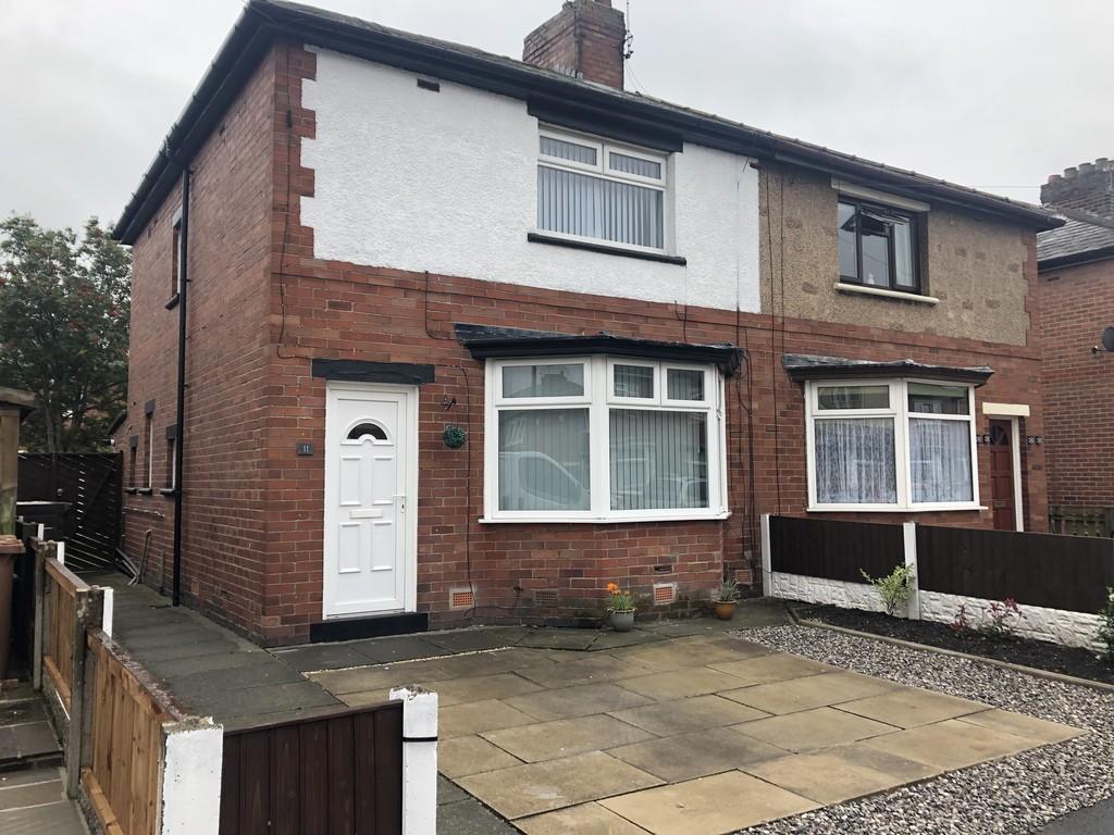 James Road, Haydock 3 bed semidetached house £675 pcm (£156 pw)