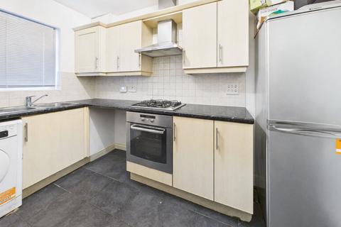 3 bedroom townhouse to rent, Angus Close, Winnersh, Wokingham, Berkshire, RG41