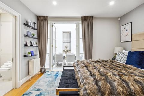 2 bedroom apartment to rent, Woods Mews, Mayfair, London, W1K