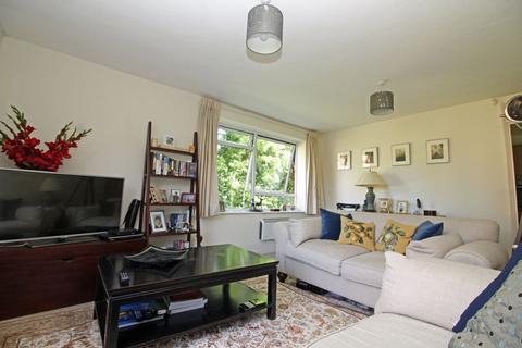 2 bedroom apartment for sale - Beech Copse, South Croydon