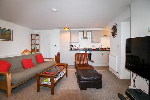 1 bedroom maisonette to rent, Amelia Court, 61 Southampton Street, Farnborough , Hampshire, GU14