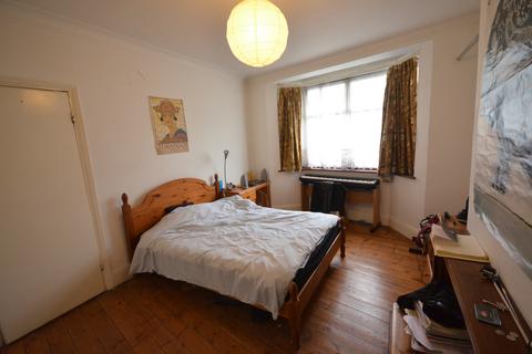 3 bedroom semi-detached house to rent - Barriedale, New Cross, London, SE14