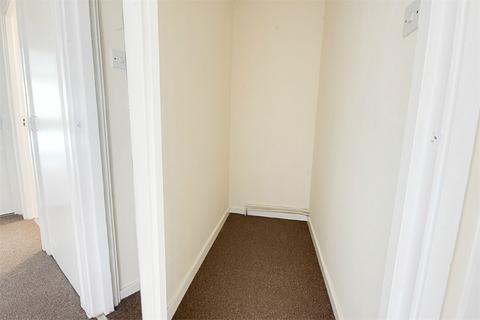 1 bedroom flat to rent, Lomond Close, Tottenham, LONDON, N15