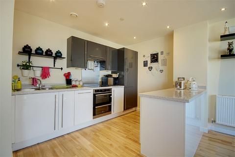 2 bedroom flat to rent - Colman Parade, Southbury Road, Enfield, EN1