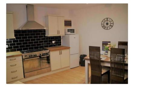 2 bedroom detached house to rent, Cold Bath Place, Harrogate, HG2 0PQ