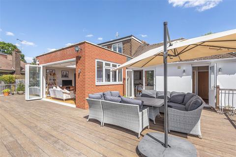 5 Kevan Drive, Send, Woking, GU23 7BU