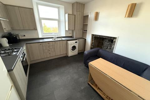 2 bedroom flat to rent, Spital, Old Aberdeen, Aberdeen, AB24