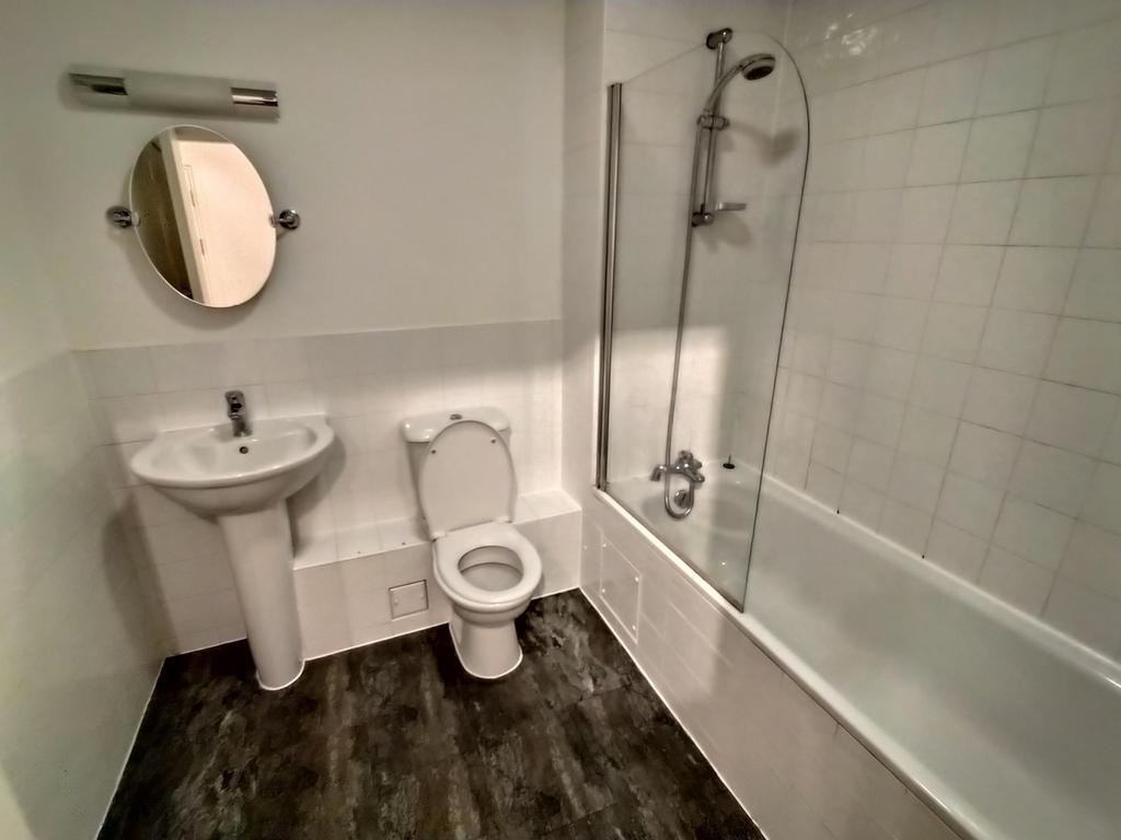 (Main)