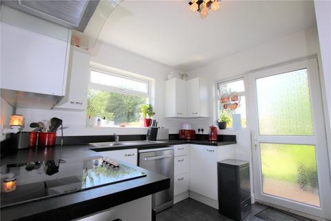 3 bedroom semi-detached house to rent, Linden Close, Rayleigh, Essex, SS6