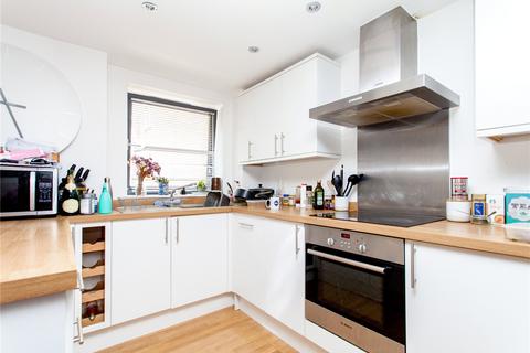 3 bedroom apartment to rent, Theven Street, London, E1