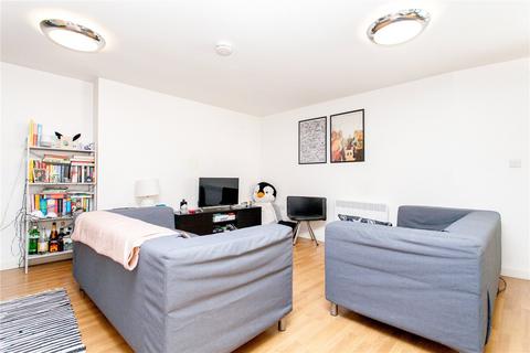 3 bedroom apartment to rent, Theven Street, London, E1