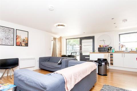 3 bedroom apartment to rent, Theven Street, London, E1