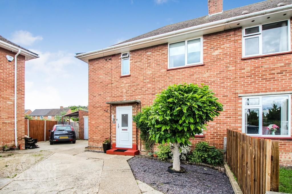 Tuckswood Lane, Norwich 3 bed semidetached house £245,000