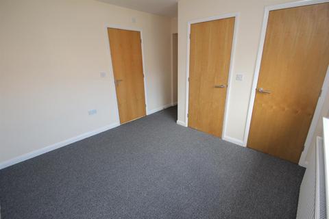 2 bedroom apartment to rent, Norwood House, Redditch