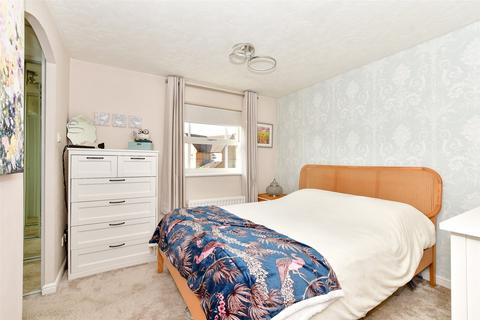 4 bedroom end of terrace house for sale, Bluebell Walks, Paddock Wood, Tonbridge, Kent