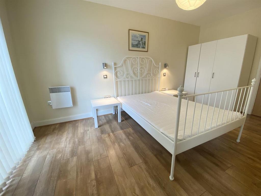 1st Double Bedroom