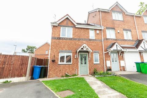 3 bedroom semi-detached house to rent, Cauldale Close, Middleton, M24