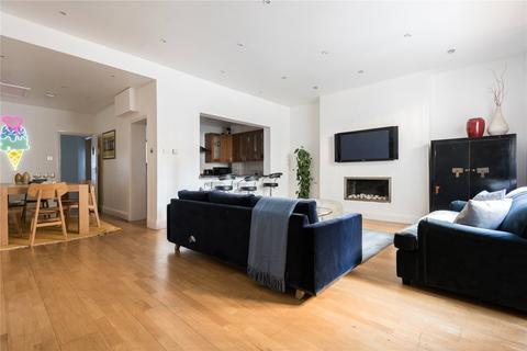 3 bedroom apartment to rent - Kensington Gardens Square, Notting Hill, London, W2