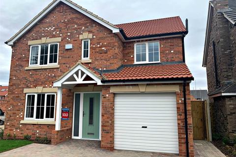 4 bedroom detached house to rent, Cherry Lane, Wootton, North Lincolnshire, DN39