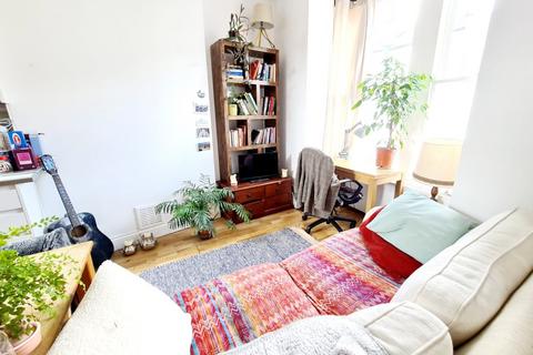 1 bedroom flat to rent, Beresford road, Harringay