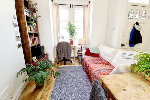 1 bedroom flat to rent, Beresford road, Harringay
