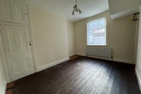 2 bedroom terraced house to rent, Oaklea Terrace, Cockton Hill, Bishop Auckland, DL14