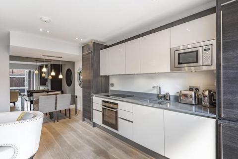 2 bedroom flat for sale - Shoot Up Hill, Cricklewood, London, NW2