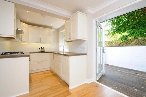 2 bedroom cottage to rent, Audley Road,  Richmond,  TW10