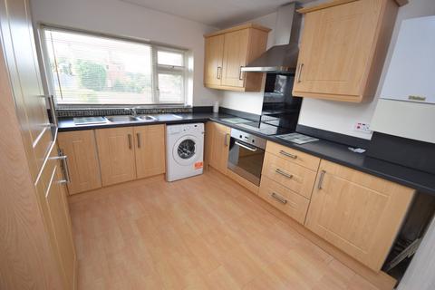 2 bedroom maisonette to rent, Barn Lane, Olton B92