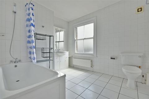 3 bedroom flat to rent, Glengall Road, Kilburn, NW6