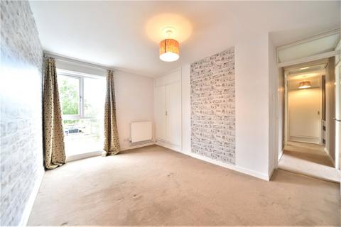 4 bedroom end of terrace house to rent, Oak Lane, RAF Lakenheath, Brandon, Suffolk, IP27