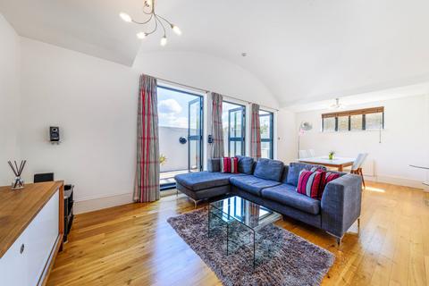 2 bedroom flat to rent, Bolton Gardens, London