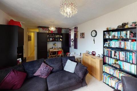 2 bedroom flat to rent, Seaford BN25