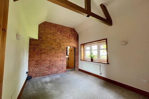 1 bedroom barn conversion to rent, Weeton, Preston PR4