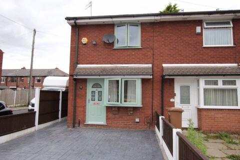 2 bedroom terraced house for sale - Green Street, Middleton M24 2HU