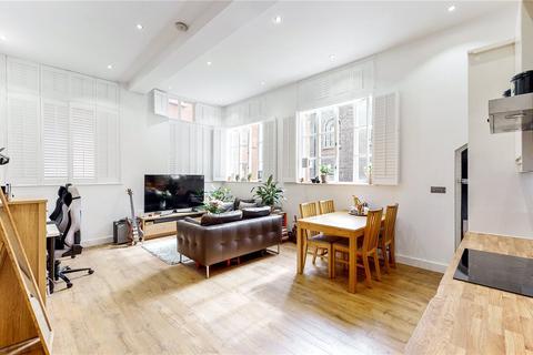 undefined, Alie Street, E1