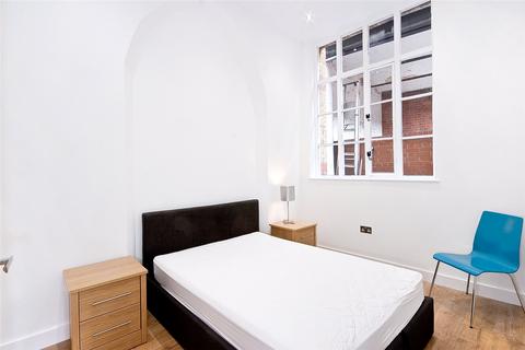 undefined, Alie Street, E1