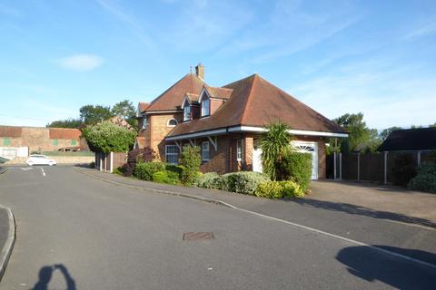 4 bedroom detached house to rent, Millers Brook, Belton, DN9