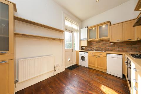 2 bedroom flat to rent, Sheen Park, Richmond TW9