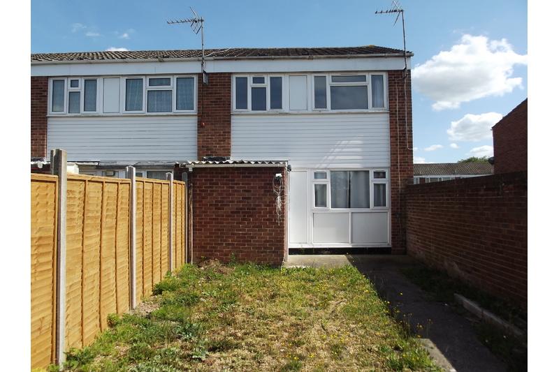 Hamp Brook Way, Bridgwater 4 bed end of terrace house £795 pcm (£183 pw)