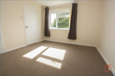 4 bedroom semi-detached house to rent, Byron Avenue, Colchester, Essex, CO3
